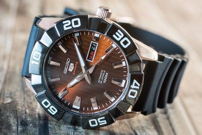 Seiko 5 Sports 100M Automatic Men's Watch Black Dial Rubber Strap SRPA58K1 - Prestige