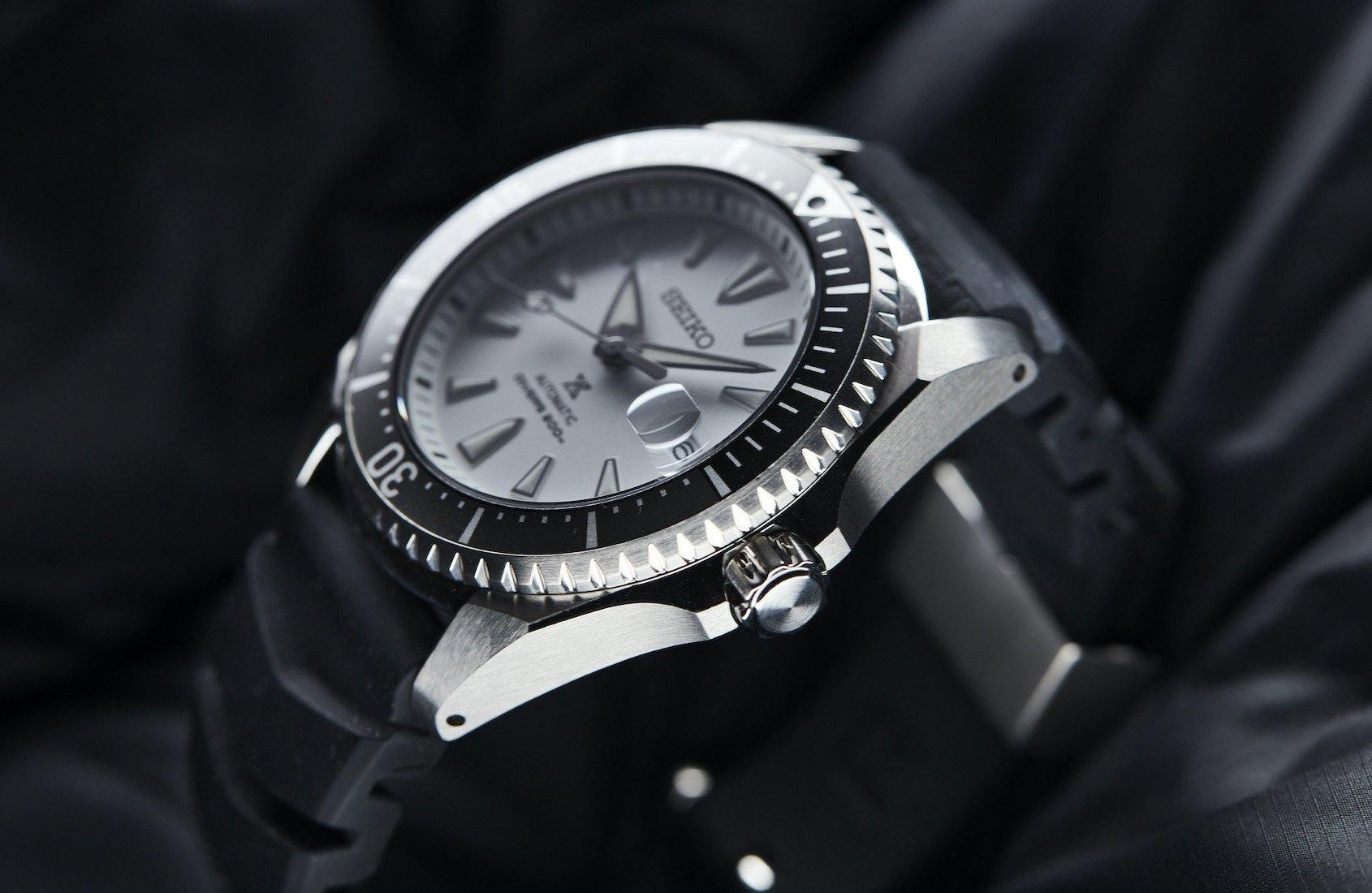 Seiko Prospex White Shogun Men's Titanium Case Rubber Strap Watch SPB191J1 - Prestige