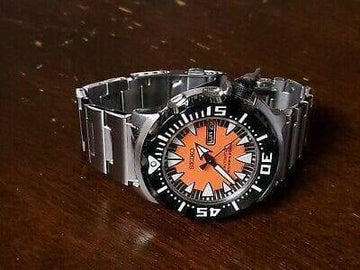 Seiko Monster Orange Fang 2nd Gen Diver s Men s Stainless Steel Watch SRP315K2