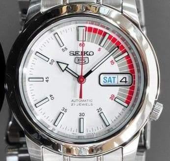 Seiko 5 Classic Men's Size White Dial Stainless Steel Strap Watch SNKK25K1