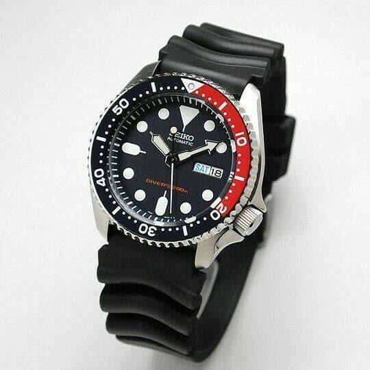 Seiko Pepsi SKX 200M Diver's Men's Rubber Strap Watch SKX009K1 - Prestige