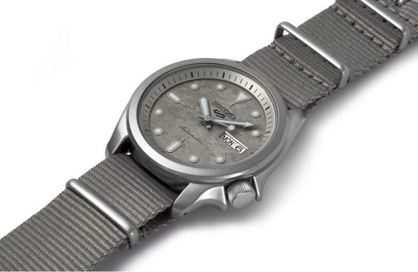 NEW Seiko 5 Sports 100M Automatic Men's Watch Grey Cement Nylon Strap SRPG63K1 - Prestige
